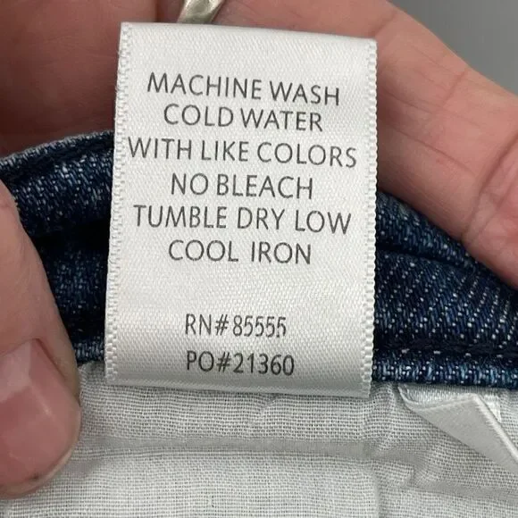 Pistola Blue Flannel Plaid Cuff Cropped Mid Rise Wash Jeans Size 27 - Picture 9 of 11